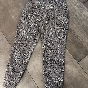 Athleta Salutation Textured Jogger, Women’s M
